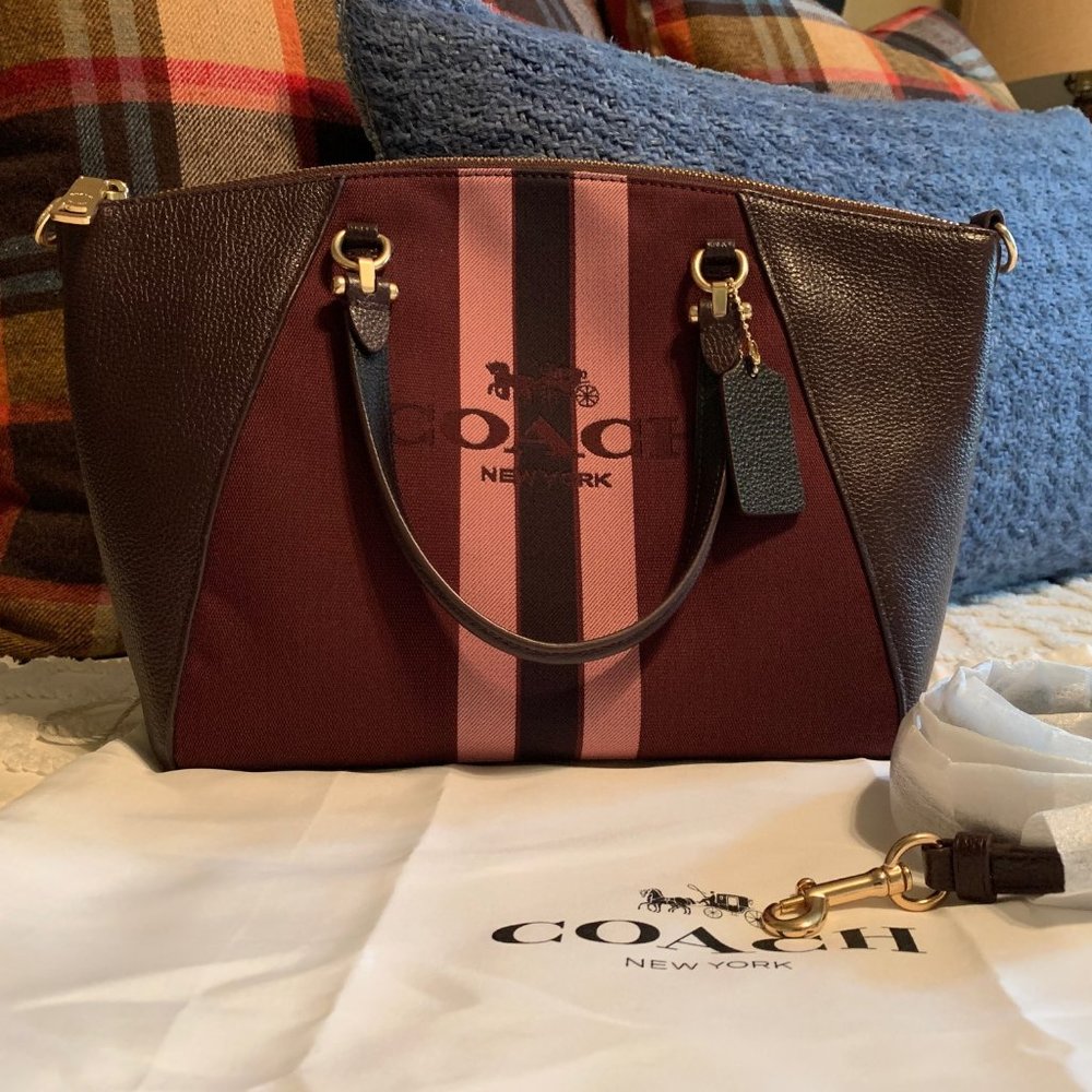 Coach Prairie Satchel Horse and Carriage